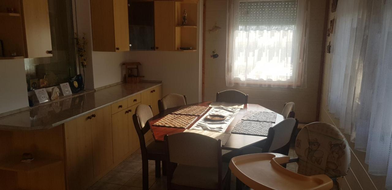 Harmonia Vendeghaz Apartment Poroszlo Exterior photo